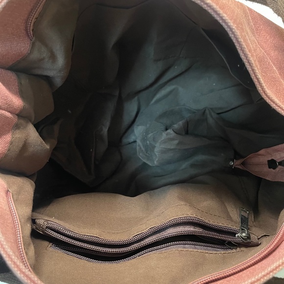 Red canvas style  bag - Picture 2 of 5